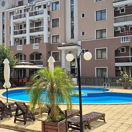 Casa Del Mar Apartment *